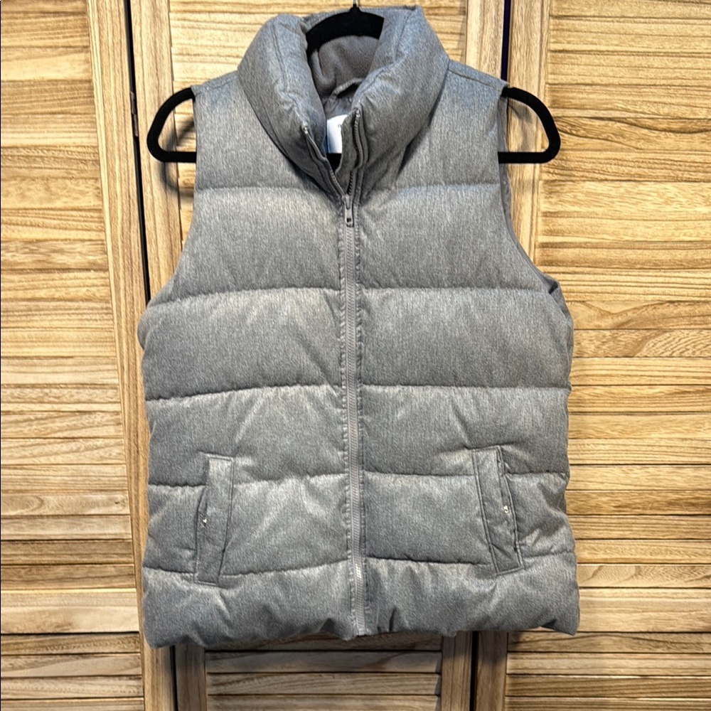Old Navy Gray Puffer Vest Snap Pockets Zip Front Size M